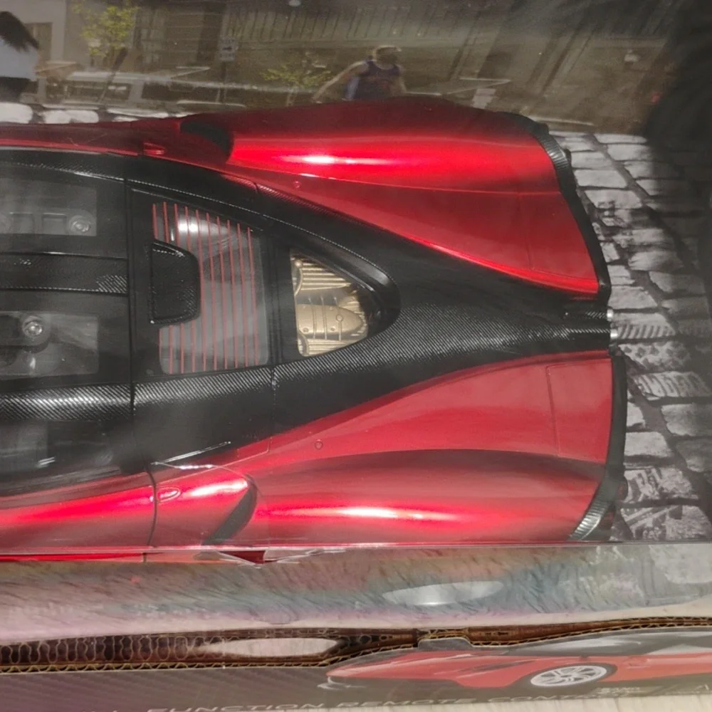 (A-4) NWT Pagani Huayra Braha Red Full Function R/C Sport Car Scale 1:14 Large